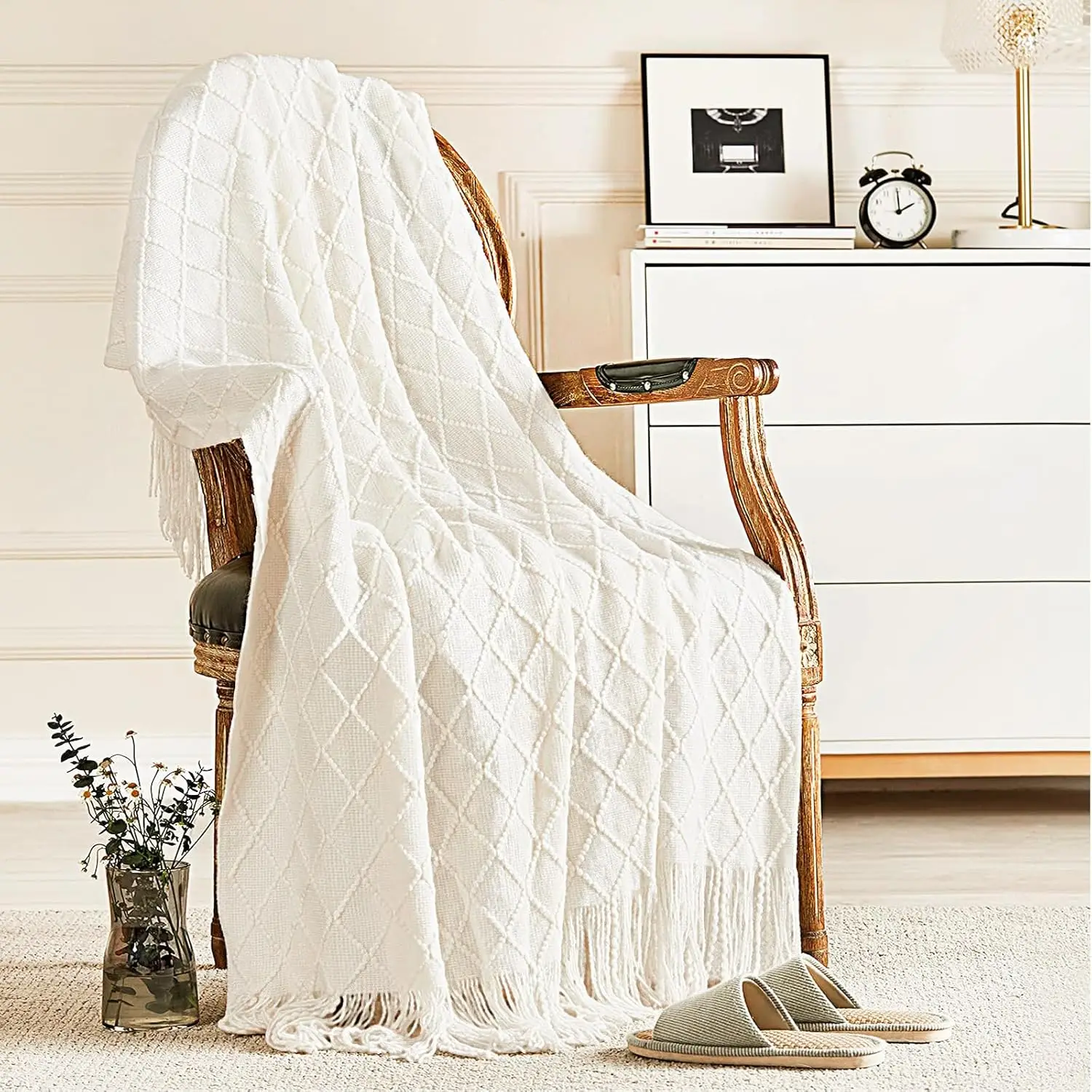 

Throw Blanket for Couch Soft Living Room Home Decor Knitted Twin Size Blanket, Outdoor Lightweight Breathable Summer Warm Woven