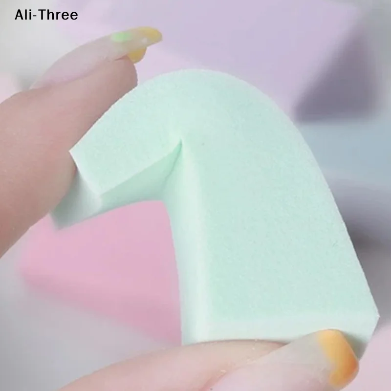 10 個ネイルグラデーションスポンジトライアングルソフトオンブルツール DIY ジェルポリッシュペイントフォームカラーシャドウマニキュアネイルアクセサリー