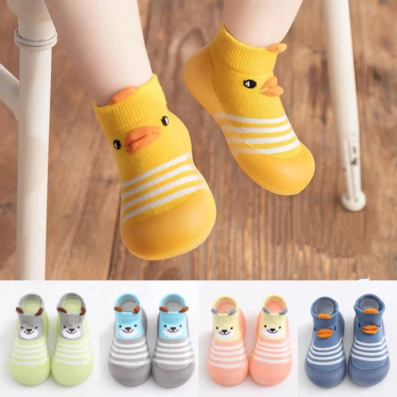 أحذية المشي للأطفال الرضع من Little Yellow Duck للربيع والخريف بنعل ناعم أحذية أطفال غير قابلة للانزلاق جوارب وأحذية داخلية لأرضية ما قبل المدرسة