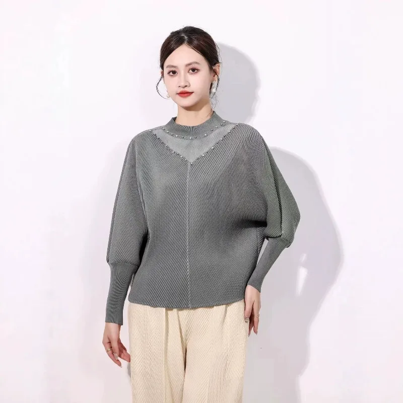 2026 Autumn New Miyake Pleated T-Shirt Plus Size Top Plisse Fish Scale Pleats Beaded Batwing Sleeve Loose Pleats Casual Top