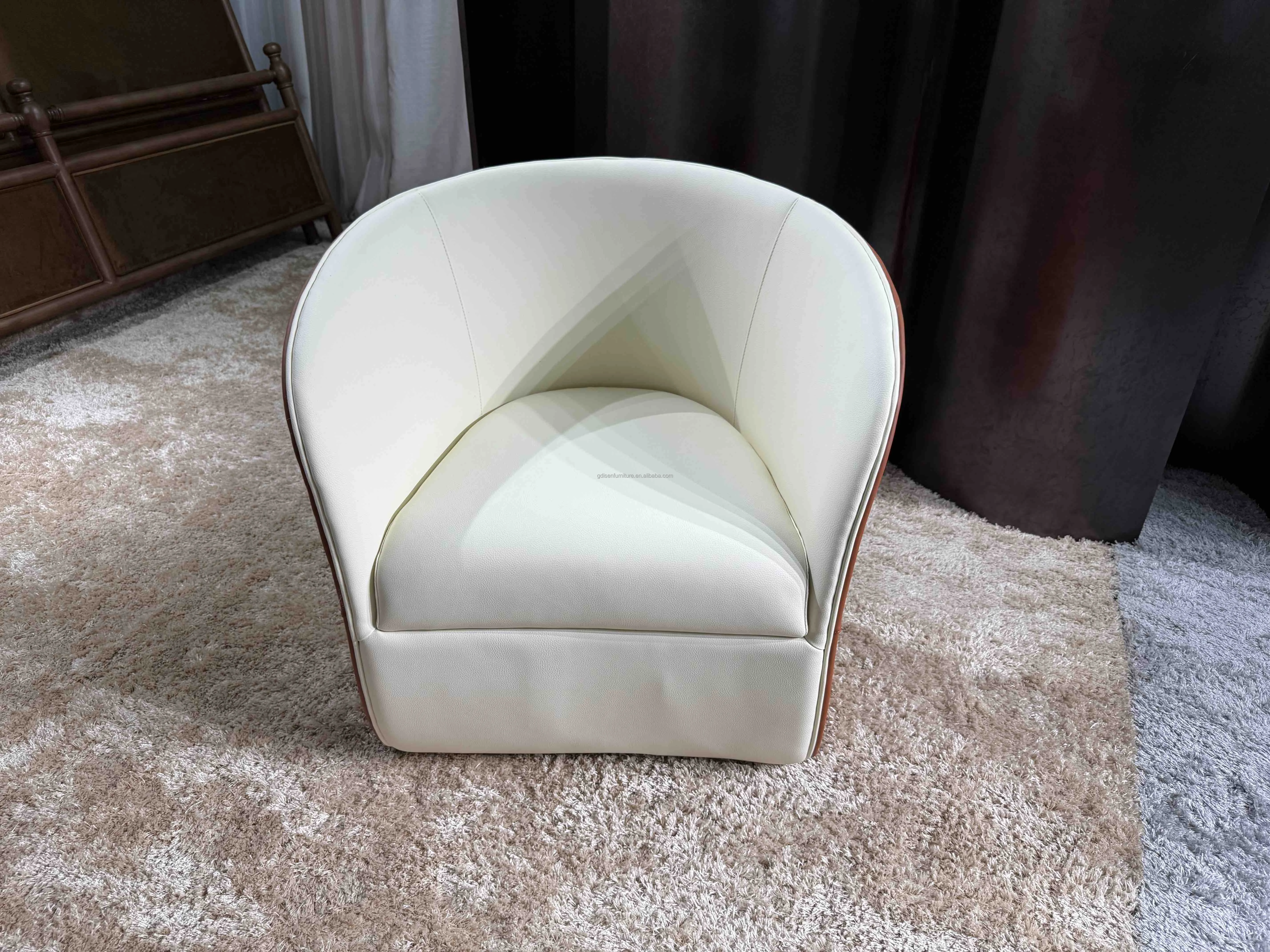 Modern Nordic Luxury Tufted Leather Dining Chair for Home Entrance Hotel Use Reclining Multi Functional Armchair