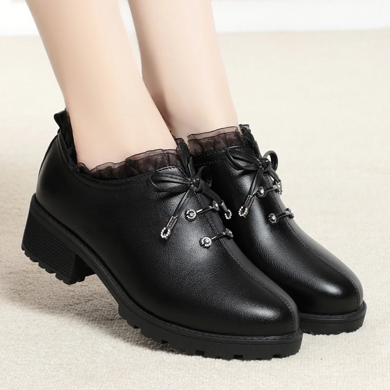 

2023 New Fashion Lace Platform Leather Boots Korean Style Casual Waterproof Pointed Toe Shoes for Women Spring Autumn