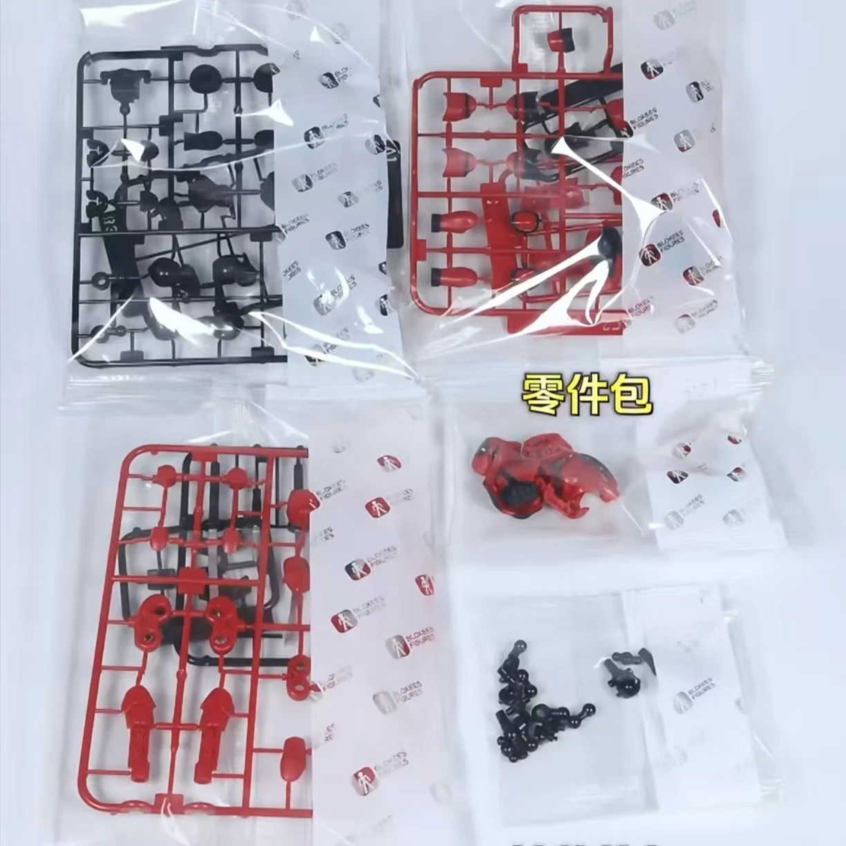Novo quente além de deadpool ação anime figuras modelo portátil coleção na moda jogar ornamento conjunta removível substituição rosto brinquedo