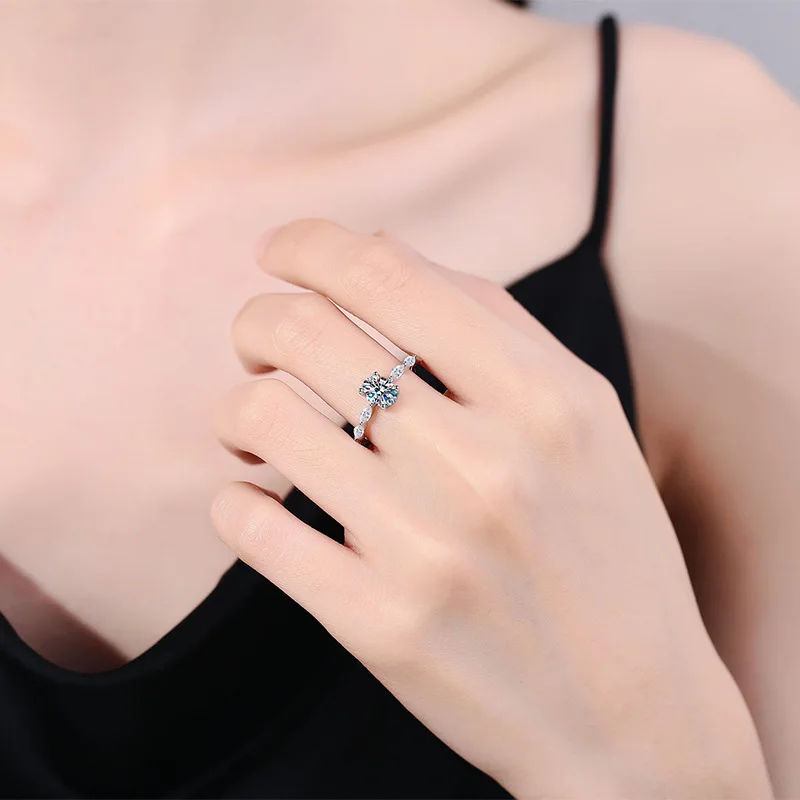 PT950 البلاتين مجموعة حمامة البيض 1-قيراط مويسانيتي خاتم اقتراح خاتم الماس الكلاسيكية حقيبة مربعة المرأة خاتم PT950 بصمة