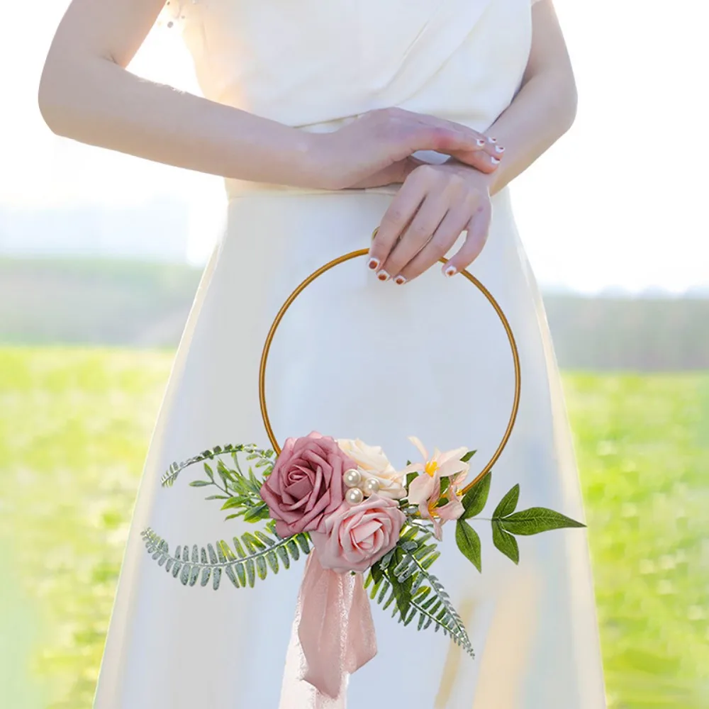 結婚式の装飾用の花とリボン、ゴールドフープ、儀式レセプションの花、保育園の壁の装飾、1個