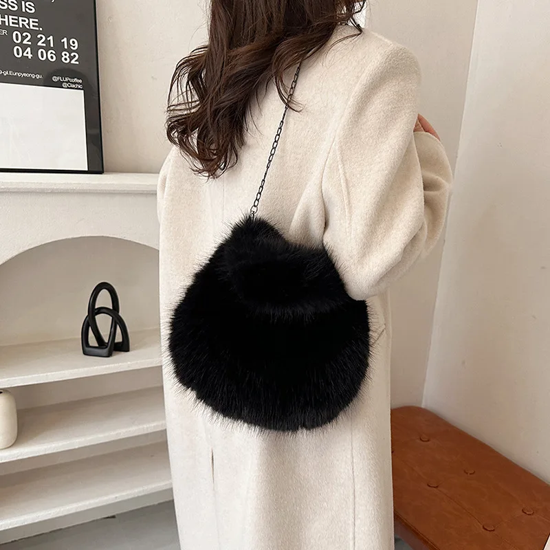 Fluffy Plush Women Handbags Luxury Round Faux Fur Chains Shoulder Crossbody Bags Warm Winter Hobo Female Bag Small Tote Purses