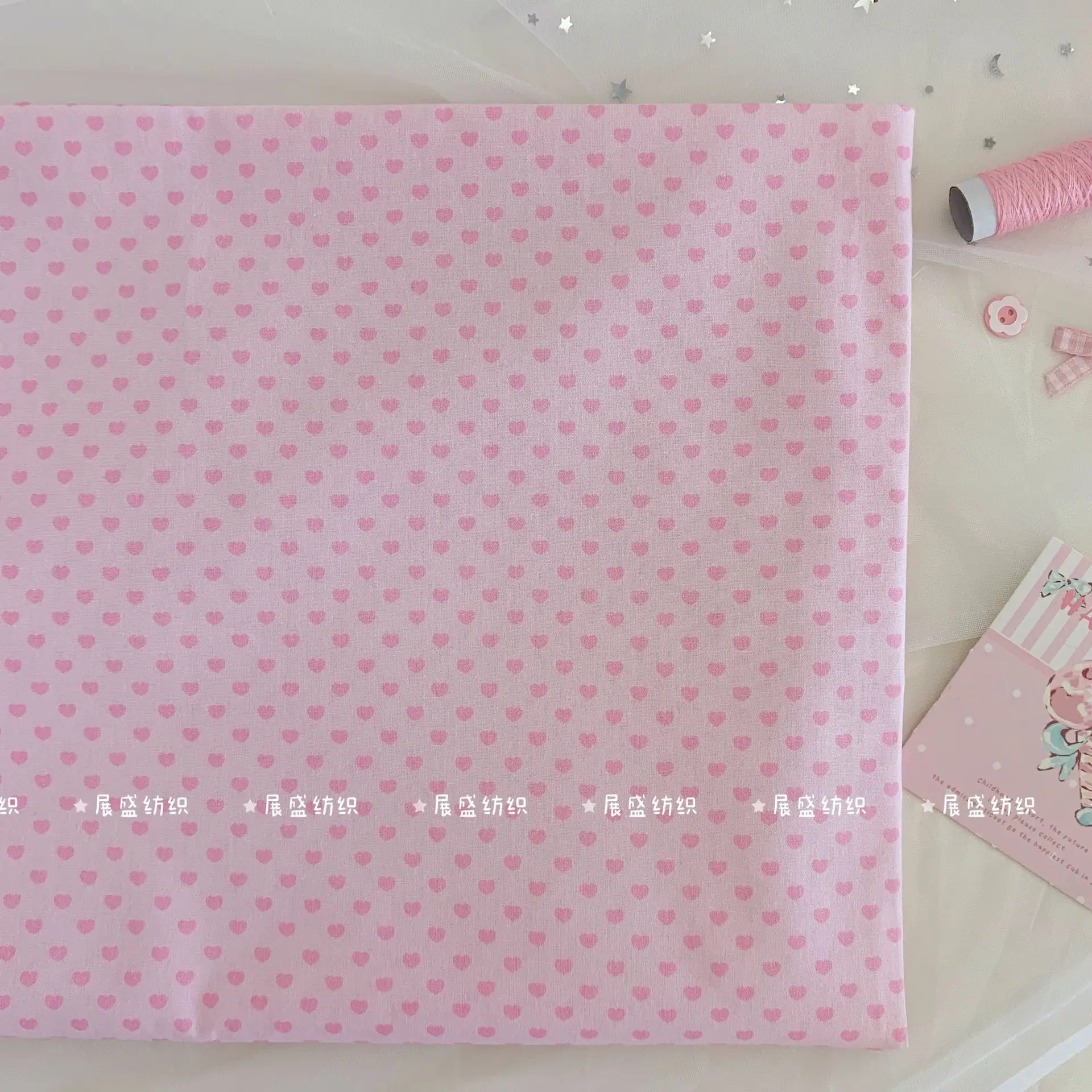 140x50cm 40s Reiner Baumwollstoff mit kleinen Herzen für DIY Handgefertigte Taschen, Haaraccessoires, Haustierkleidung, Nähstoff – Detail 6