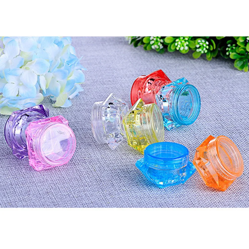 مجموعة زجاجات سفر فارغة على شكل ماسي 3 جرام مكونة من 5 قطع لكريم الوجه والشامبو وغسول حاويات صغيرة بلون عشوائي