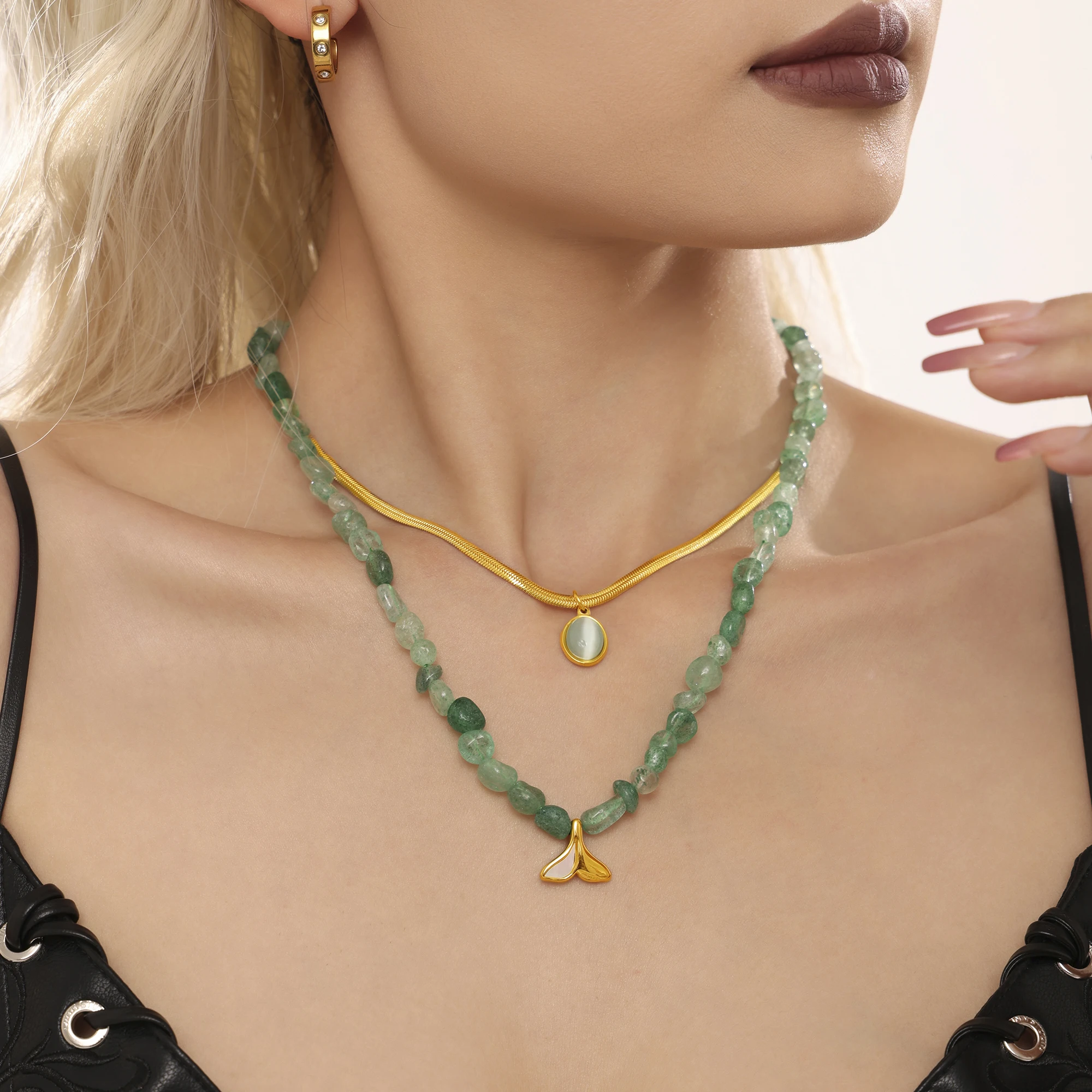 Women\'s Green Natural Stone Necklaces With Whale Tail Pendant 18K Gold Plated Stainless Steel Chain Charm Necklace For Women