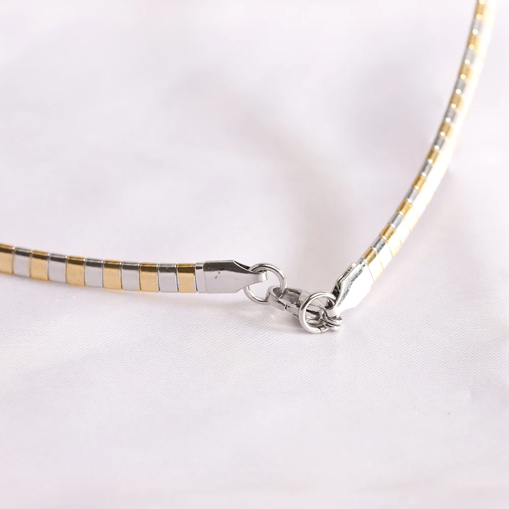 Collana girocollo con colletto grosso color oro in acciaio inossidabile di nuova moda per donna Catena a serpente Gioielli eleganti da donna alla moda