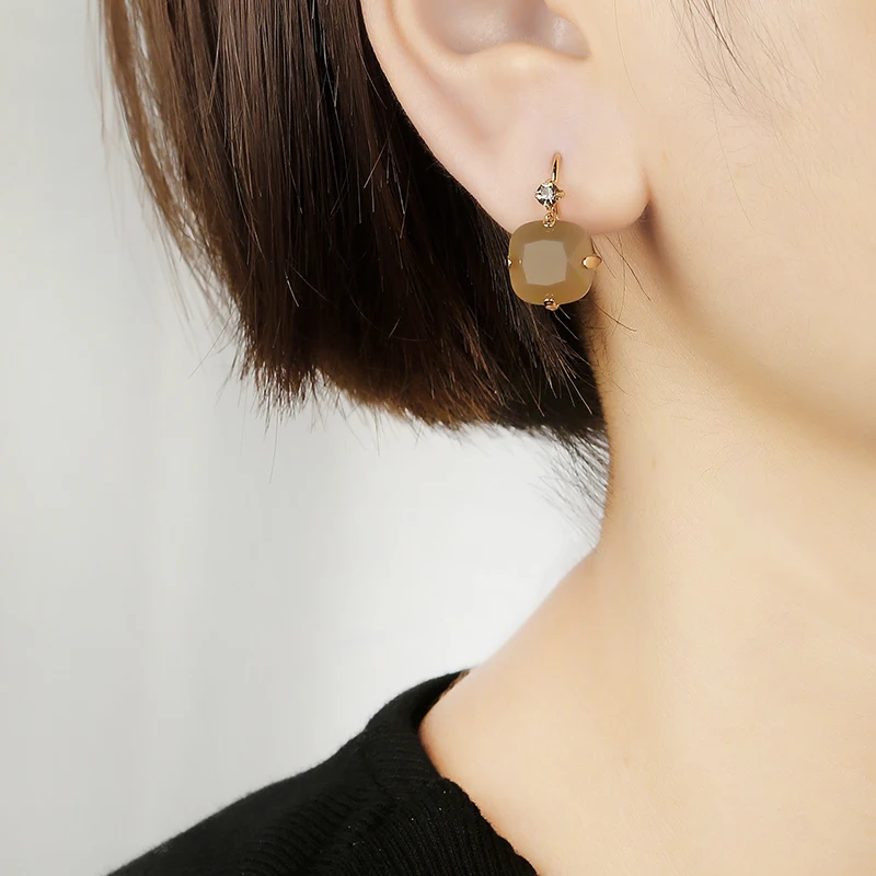 Classic Luxury Jewelry Cute Women Gift Fat Square Multi Color Section Stone Clip Claw Rhinestone French Clip Charm Gold Earrings image 3