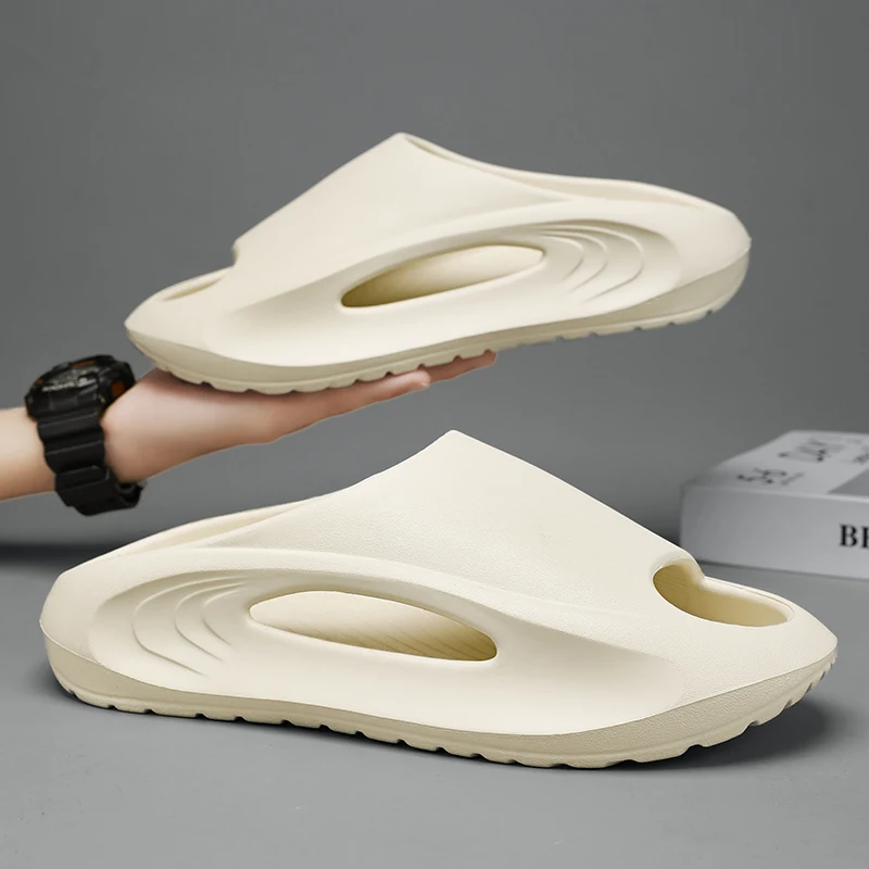 

2025 yeezy Coconut Slippers Cloud Thick-soled Sandals Summer Fashion Soft Bottom Beach Men Slippers Women's Sandals EVA Slides