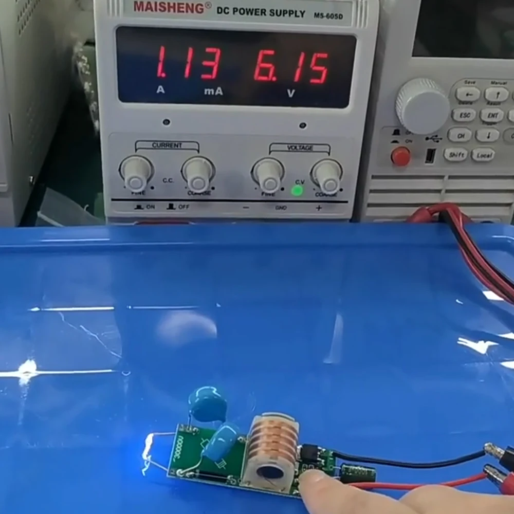 DC 3.3V-5V ~ DC 15-30KV 아크 점화기 고전압 모듈 무부하 고전력 고전압 부스터 모듈 고전압 코일