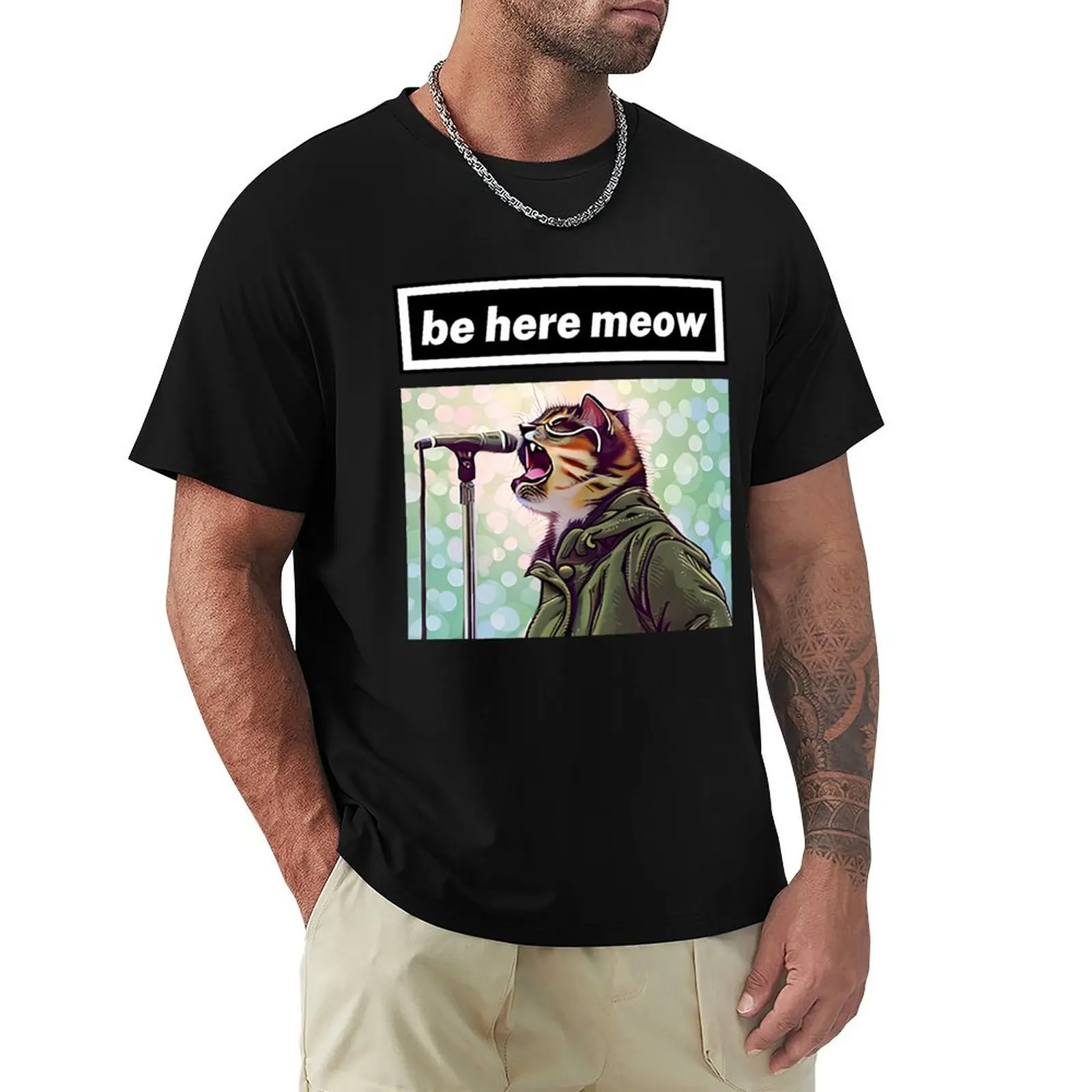 brit pop cat - be here meow T-Shirt Casual Streetwear Short Sleeve Tee
