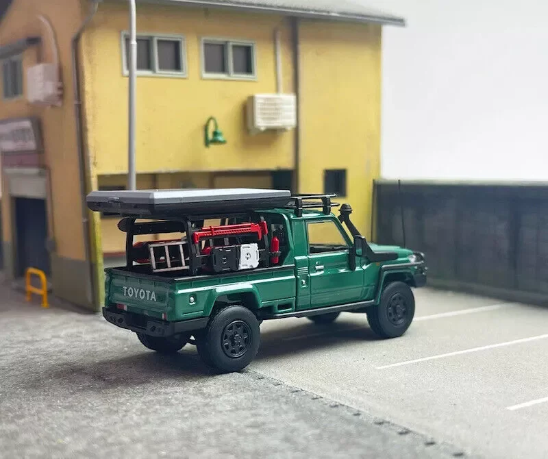 Autobots 1:64 Green Land Cruiser LC79 Pickup Truck Model Diecast Collect Car Limited Edition Hobby Toys