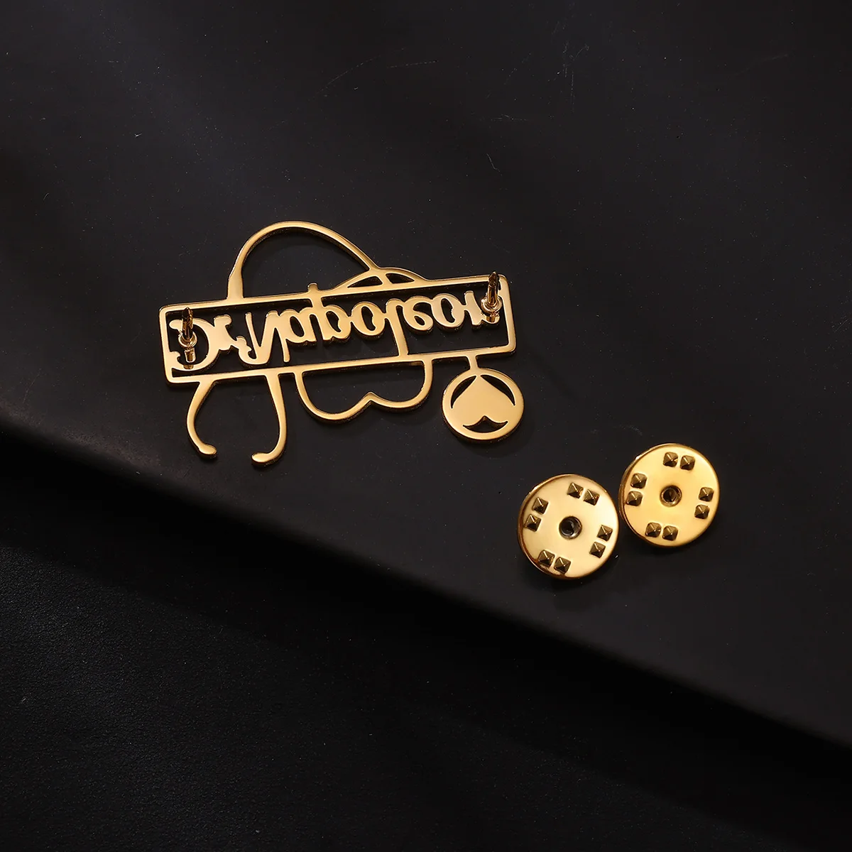 Estetoscópio personalizado broche coração cruz pinos crachá médico enfermeira rn. dr. nome jóias para aniversário enfermeiras dia anjo presente