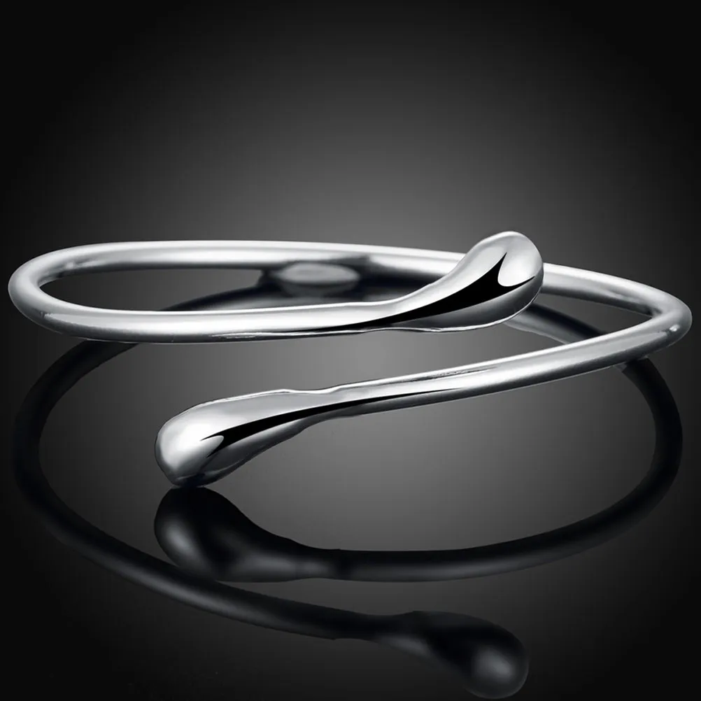 Silver Plated Copper Open Bracelet for Women Fashionable Cuff Bangle Delicate Workmanship Corrosion Resistant Birthday