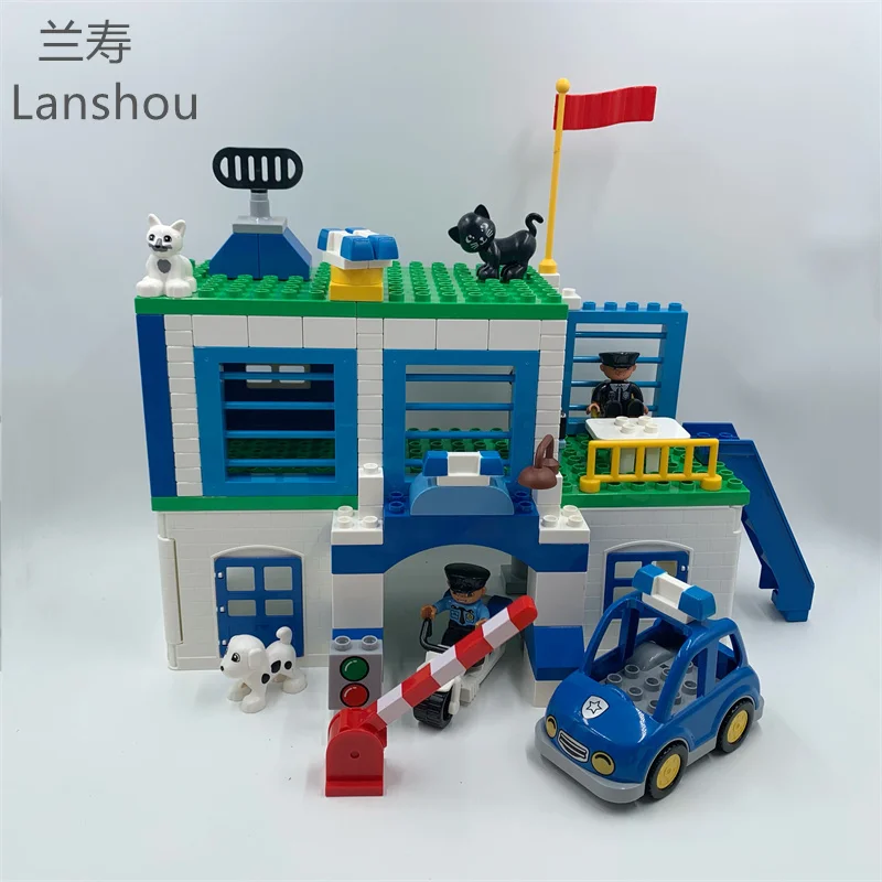 

City Police Station Big Building Blocks Kit Compatible City Police SWAT Car Bricks Friends STEM Toys for Boys Gifts Random Color