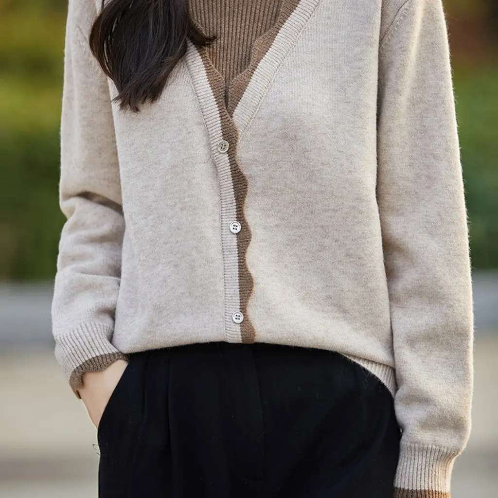 

Women's Elegant Base Shirt Long Sleeve Top Autumn Fashion High Neck Color-matching Fake Two-piece Sweater for Women