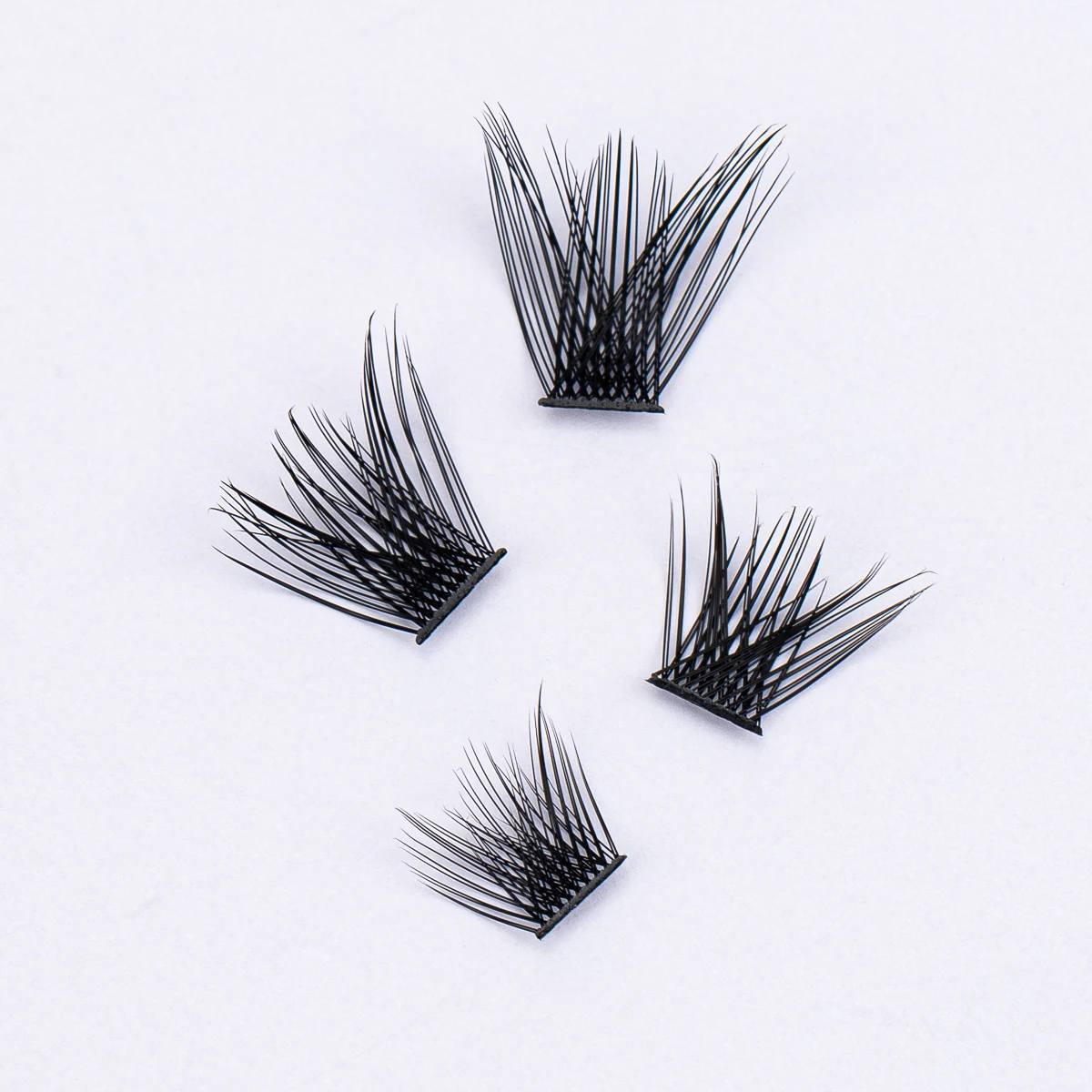 DIY Lash Extension Kit 168pcs Lash Clusters Kit with Mascara Brush Bond and Seal Lash Glue Remover Lash Tweezers