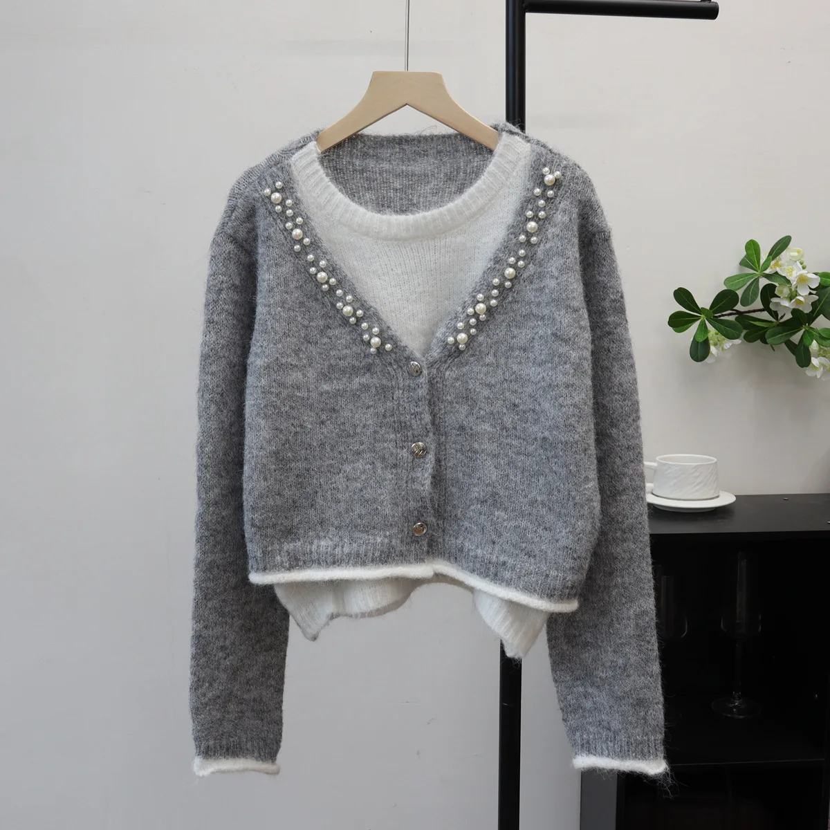 

Women Knitted Faux Layered Pullovers Beading Sweater Casual Long Sleeves O Neck Buttons Straight Elegant Office Lady 2025 Autumn