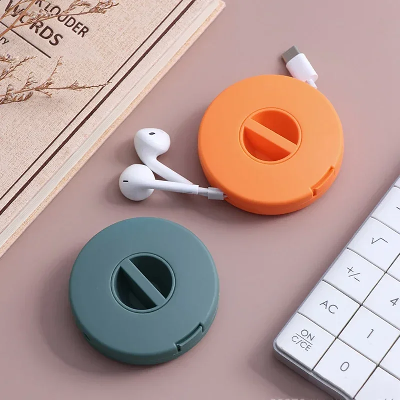 Tangle-Free USB Cable Storage Box Portable Earphone Case Plastic Travel Earphone Storage Boxes Round Charging Cable Organizer