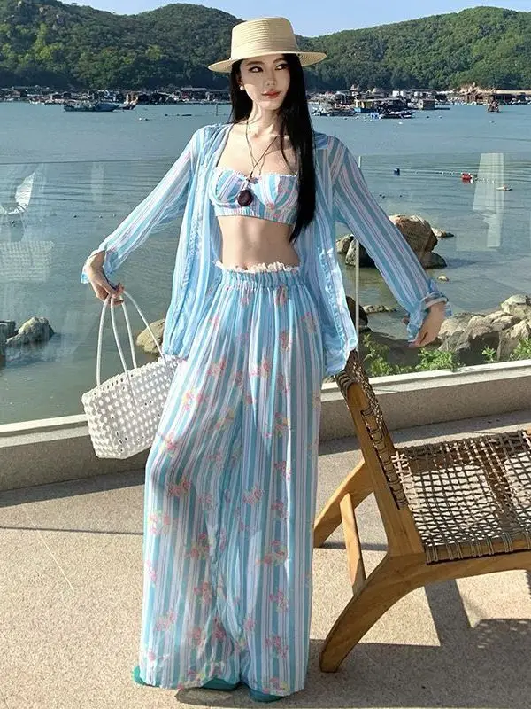 

Summer Beach Vaion Stripe Bikini Beautiful Women's Small Chest Gathered Four-piece Set Polyester Material Sports Yoga Fitn