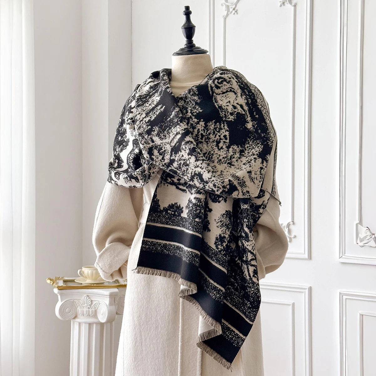 Damen-Kaschmirschal der Luxusmarke 2025, warm, mit Quasten, gestreift, bedruckt, Pashmina-Schal, Foulard und Poncho für den Winter – Detail 3