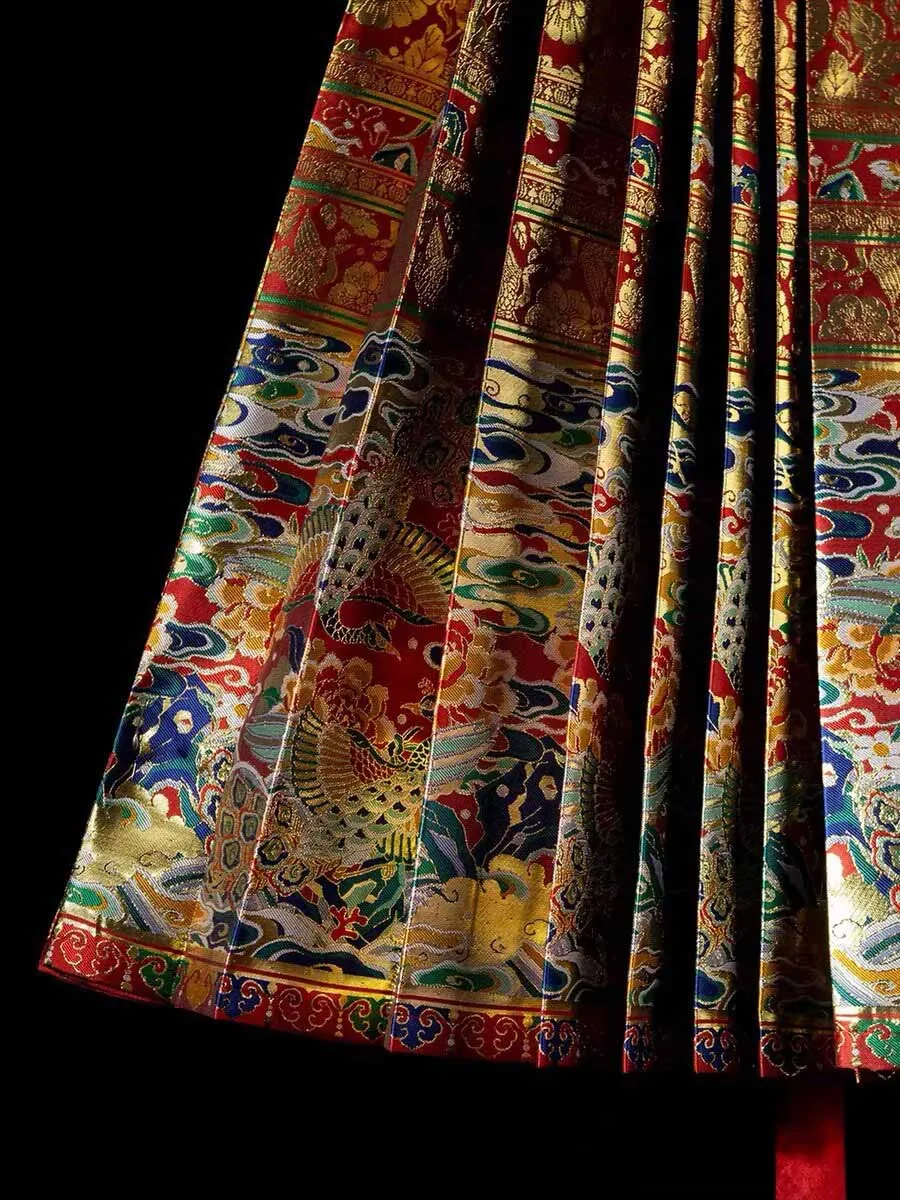 Ming Style Mamianqun Skirt Brocade Jacquard Peacock Pattern Chinese Traditional Hanfu Pleated Skirt Formal Wedding Party Costume