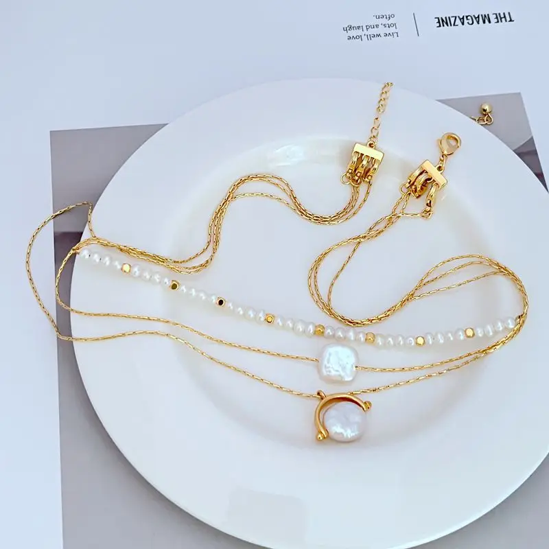 

Fashionable and Sweet Autumn/Winter Collection Freshwater Pearl Triple Layered Sweater Chain