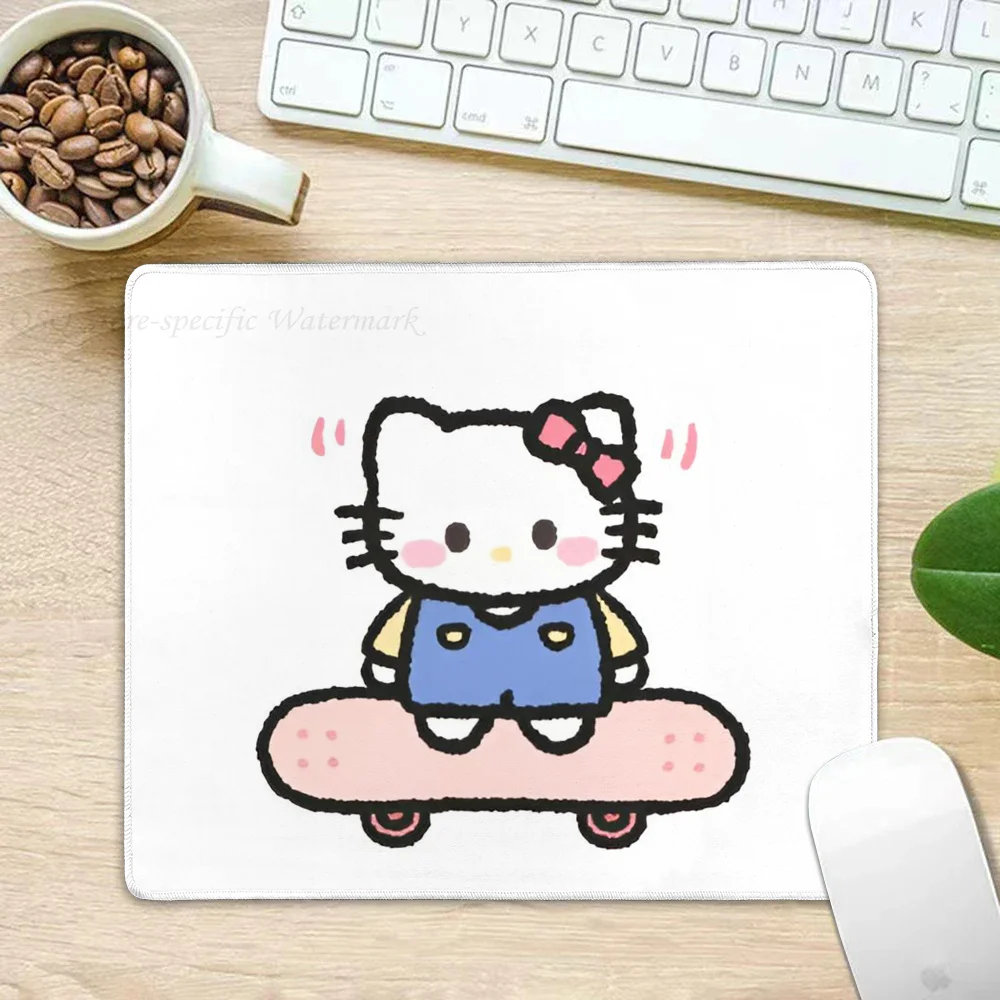 Miniso Sanrio Kawaii Hello Kitty Cinnamoroll Kuromi Mousepad Small LockEdge Mouse Pad For Gamers, Computer Desk Pad