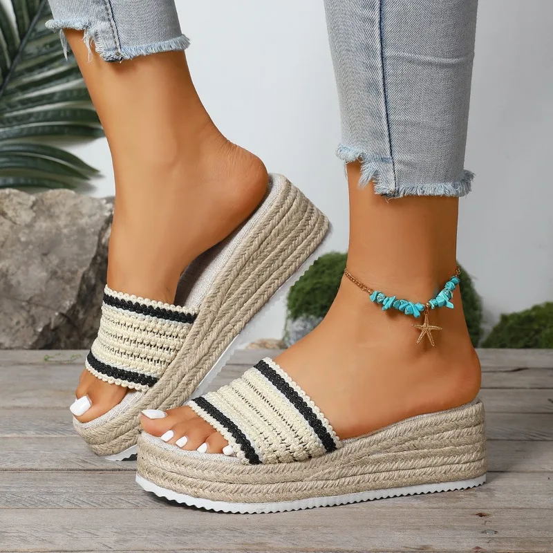 

Thick Base Made of Straw Women Slippers Knitting Women Shoes Summer 2025 Thick Sandals Casual Beach Slides Slingback Flip Flop