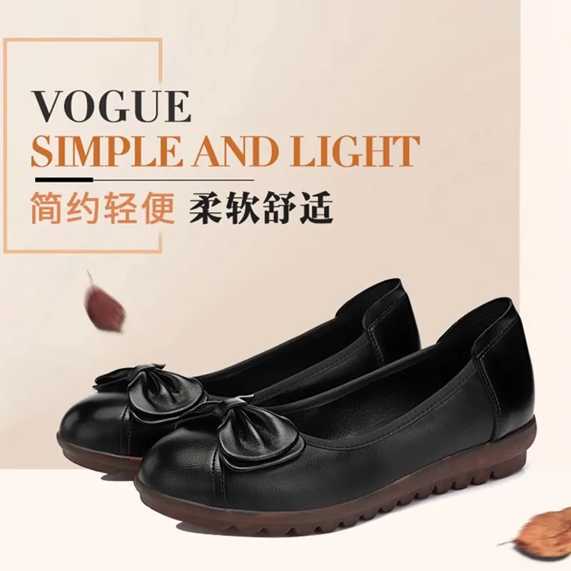 Tendon Bottom Mother Shoes Soft Leather Soft Bottom Comfortable Middle-Aged And Elderly Women\'S Leather Shoes Flat Peas Single