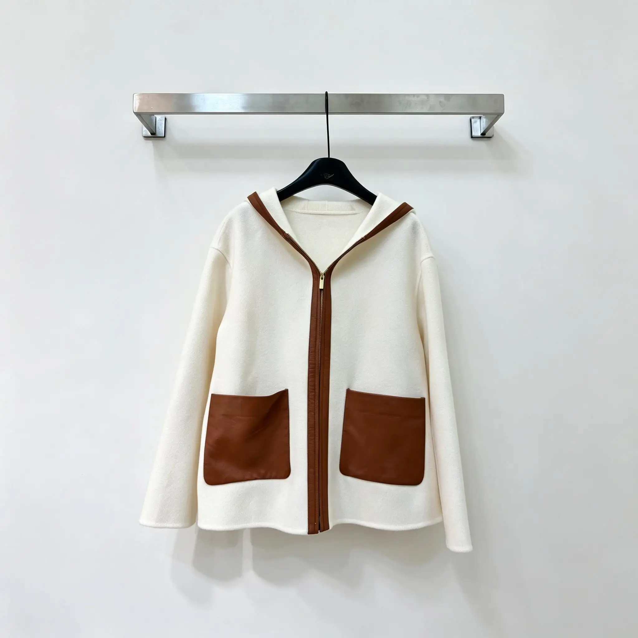 Ladies Retro Contrast Color Short Hooded Woolen Outerwear