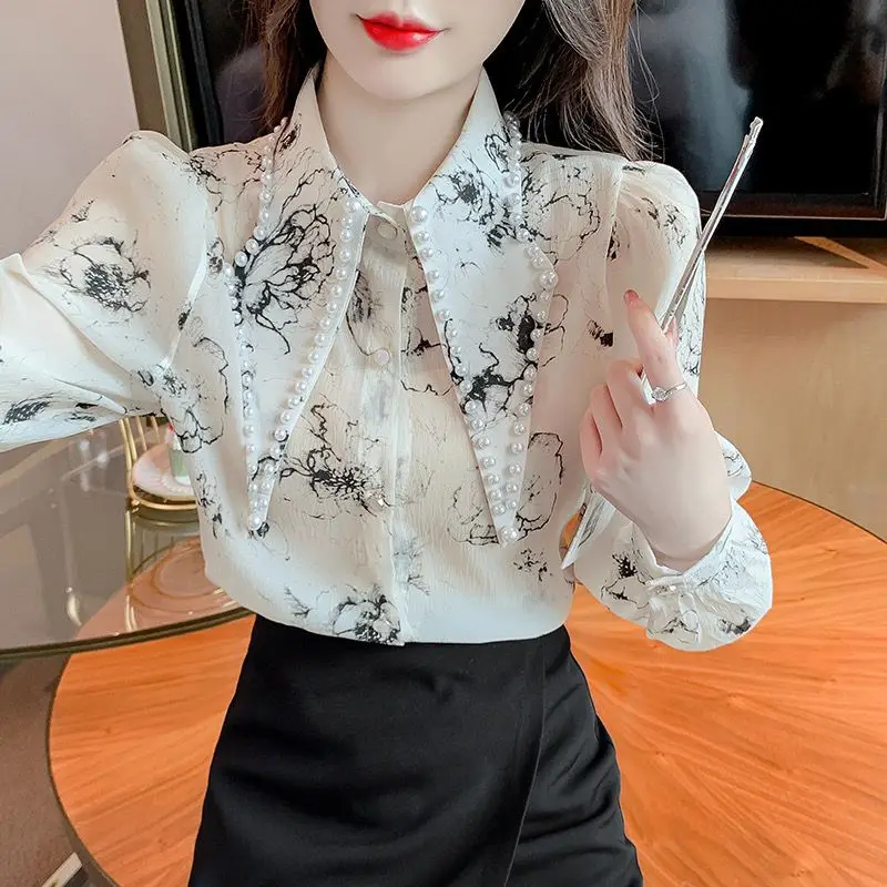 Vintage Ink Painting Straight Shirt Commute Spring Autumn Single-breasted Women\'s Clothing Turn-down Collar Chic Beading Blouse