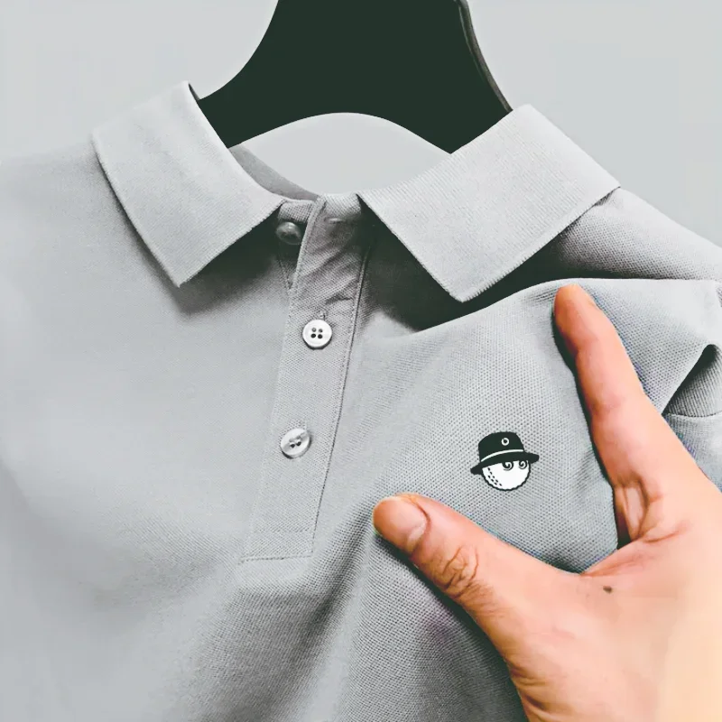Herren Golf-Poloshirt mit kurzen Ärmeln, besticktes Oberteil, Sommer, neue einfarbige Polokragen-T-Shirts, bequem für den täglichen Freizeitgebrauch. – Detail 3