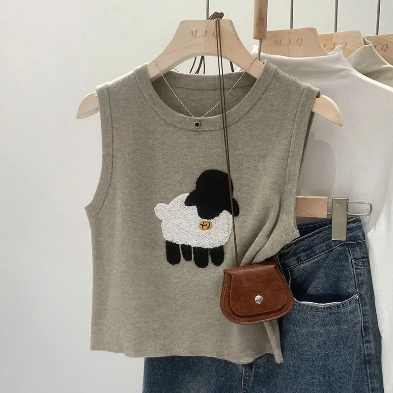 

Little Sheep Embroidery Short Knitted Round Neck Tank Women's Solid Design Sense Small Popular Stacked Sleeveless Top New Summer