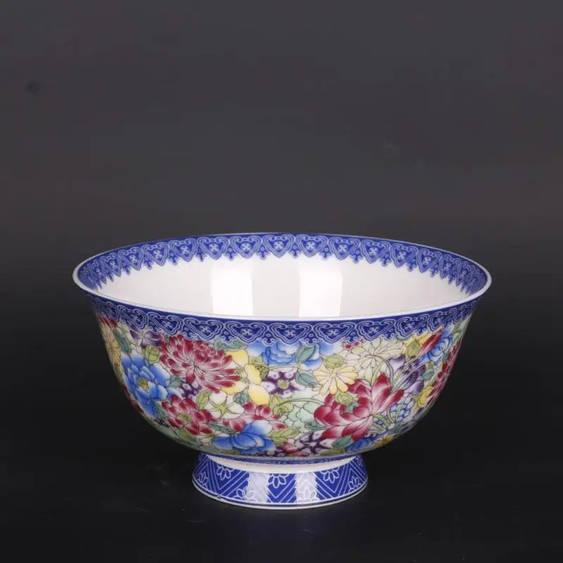 Collection of Chinese style Chinese style decorative ware porcelain, home furnishings, and bowls with pink and colorful patterns