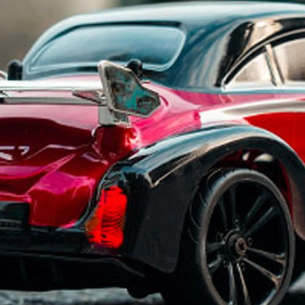 Auto RC Drift RTR SCY 16302 1/16 AWD, Modello Radiocomandato Vintage con Luci a Flusso d'Acqua, Passo 180MM, Veicolo Elettrico per Ragazzi