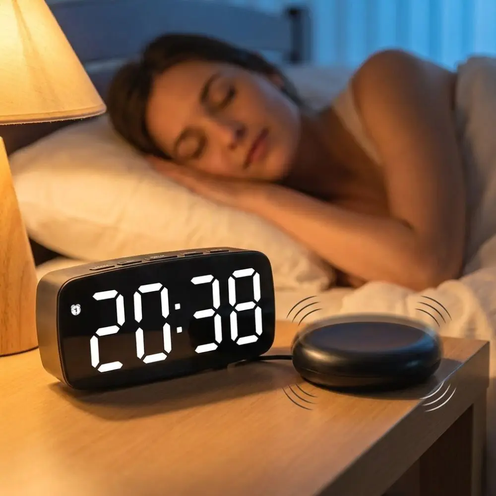 

LED Large Screen Super Loud Vibrating Alarm Clock Adjustable Brightness Temperature and Date Display Electronic Alarm Clock