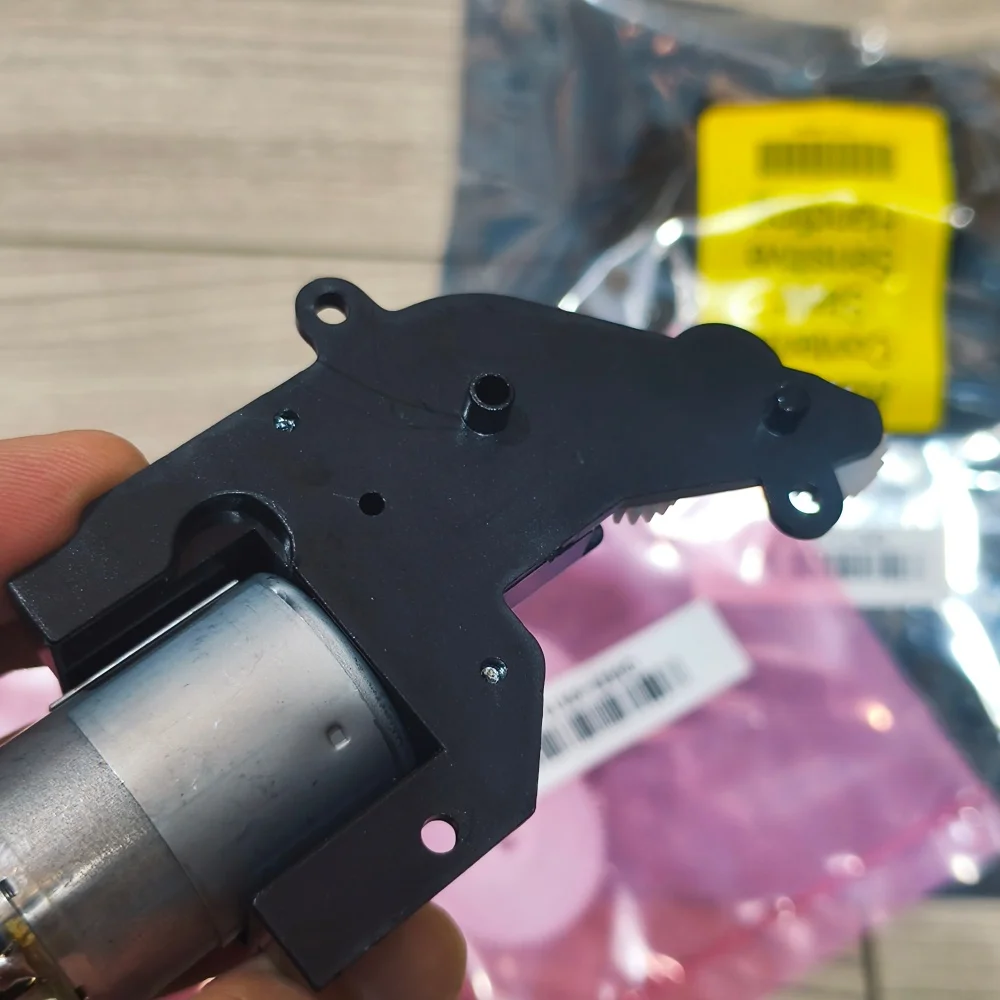 

Q6718-67017 Starwheel Motor For Designjet T610 T620 T770 T790 T795 T1100 T1200 T2300 Z2100 Z3100 Z3200 Z5400