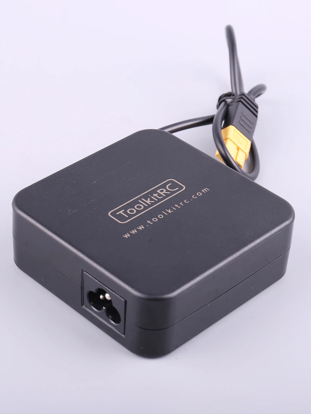 ToolKitRC ADP100 100W 20V Fonte de alimentação com adaptador de saída XT60 para ISDT Q8 Q6 GT Power Hota HTRC SkyRC Carregador RC Drone