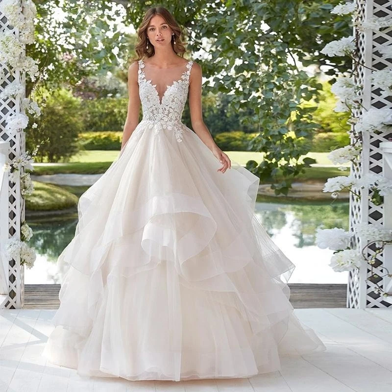 

Hot Sale V-Neck Tulle Princess Wedding Dresses Appliques Vestido De Noiva Backless Ruffled Bridal Lace Robe De Mariée