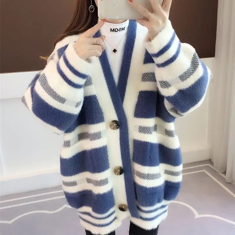 Harajuku Black White Plaid Sweater Cardigan Coat Korean Fashion Loose V-neck Imitation mink velvet Jacket Autumn Winter Knit Top