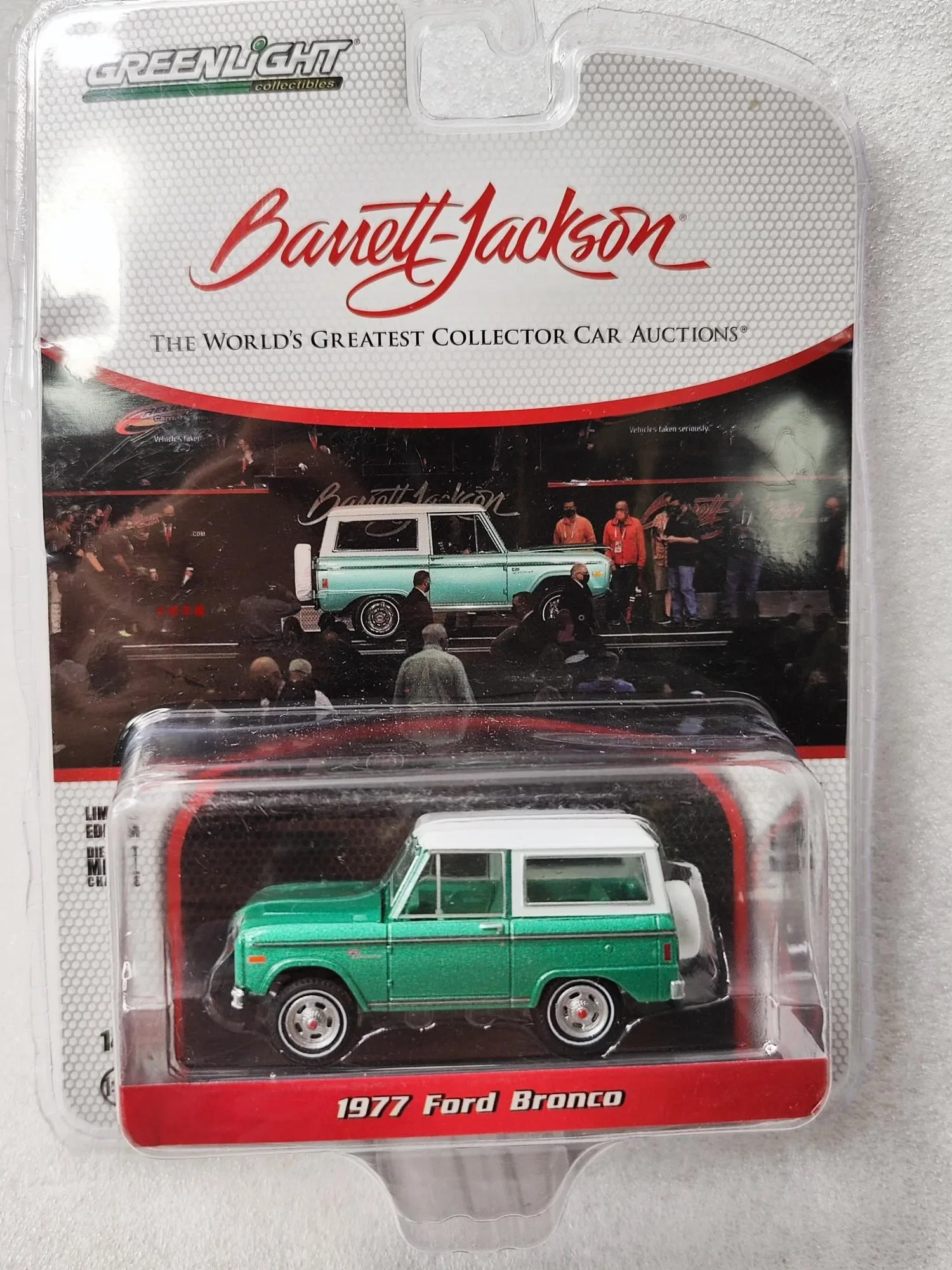 

Модель автомобиля Ford Bronco из сплава 1:64 1977, коллекционные подарочные украшения