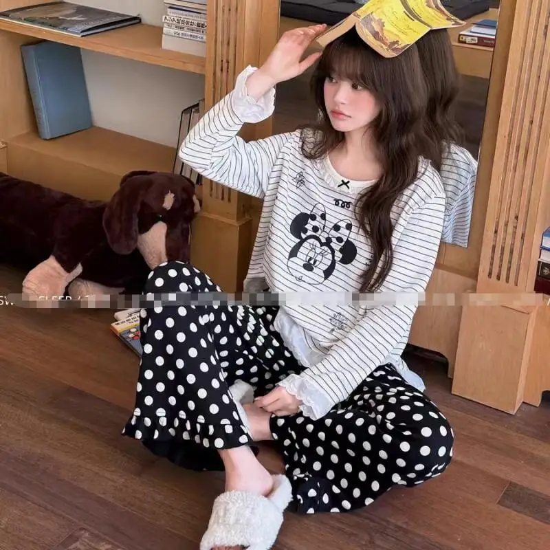 

Пижамный комплект с длинными рукавами: топ с принтом Микки и черными полосками, брюки в горошек, с кружевными деталями, из мягкой комфортной ткани, повседневный, в стиле Y2K