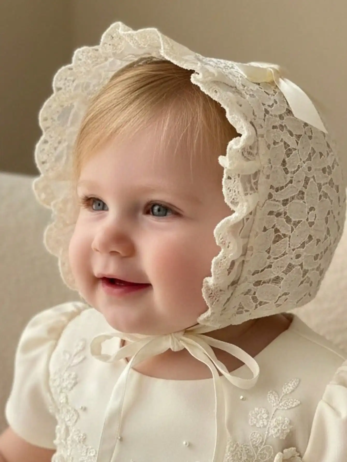 1 Stück Retro Spitze Stickerei Blumen Baby Mütze Tauf- und Fotografie-Hut 0-6/6-12 Monate Beige Weiß Säuglingsmütze