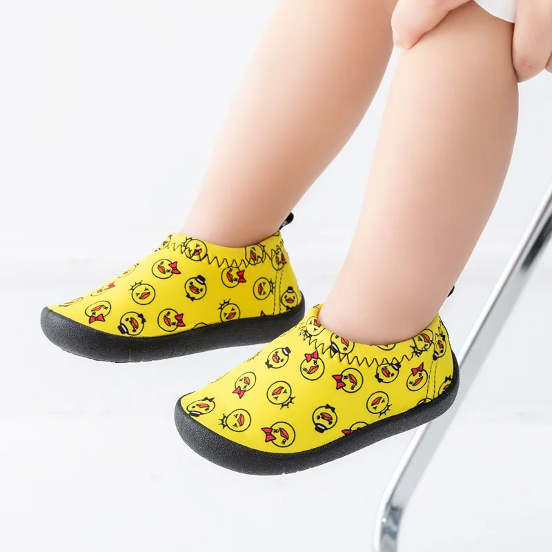 Baby Peuter Schoenen Zachte Bodem Ultra-Lichte Zool Kinderen Doek Cover Schoenen Cartoon Antislip Schoen Jongens En Meisjes een Twee Jaar