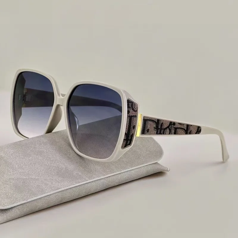 

2025 New Vintage Oversized Square Polarized Sunglasses Women New Fashion Gradient Sun Glasses Men Driving Eyewear UV400 Shades