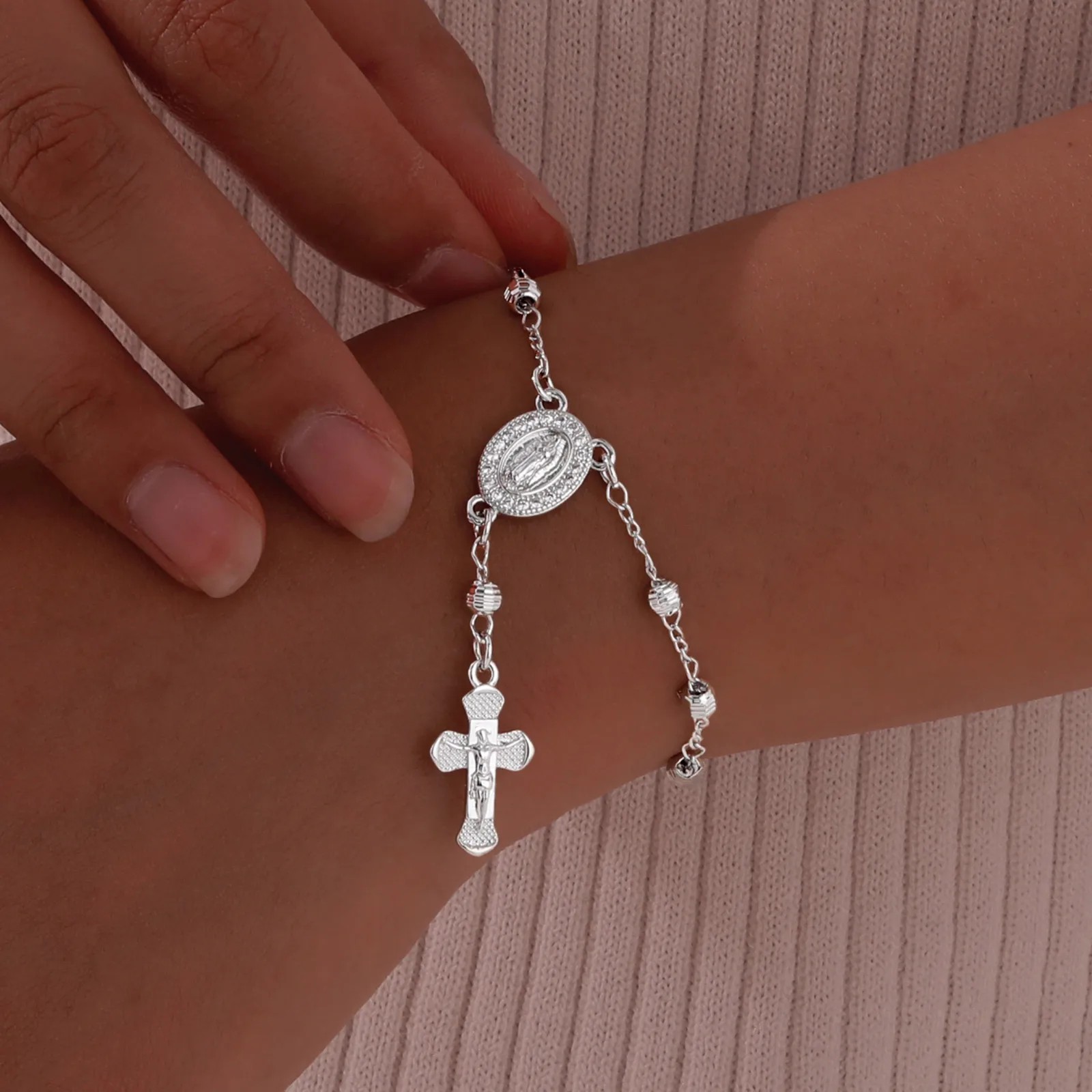 Women's Sparkling Rosary Bracelet with Cross Pendant Virgin Mary Catholicism Jewelry Christ Faith Accessory